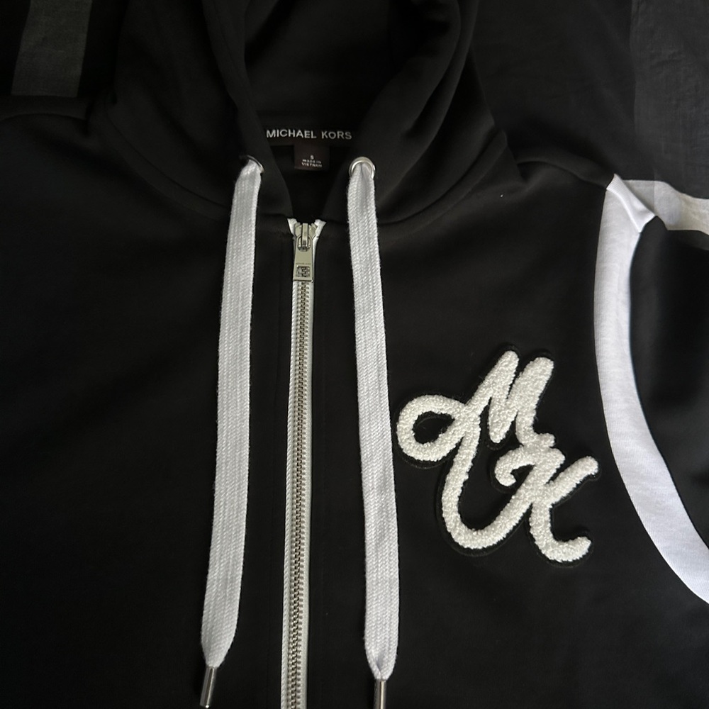 Michael Kors Hoodie - Picture 5 of 5